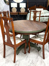 Vintage pedestal table w/4 chairs ￼