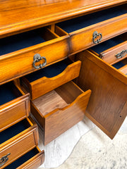 Royal Oak dresser w/mirror