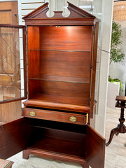 Lighted vintage China cabinet ￼