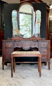 Antique vanity on casters w/mirror & stool￼