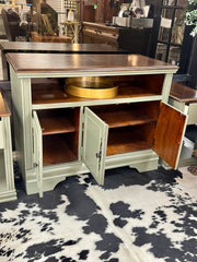 Media cabinet