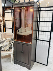 Lighted curio cabinet