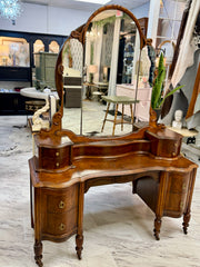 Antique vanity w/mirror on casters