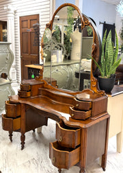 Antique vanity w/mirror on casters