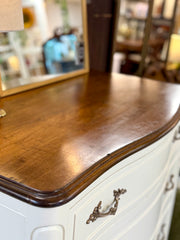 French Provincial 4-pc. bedroom set ￼