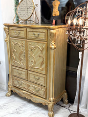 French Provincial chest ￼