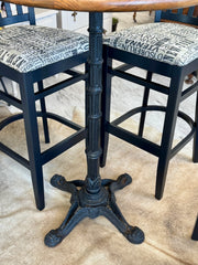 Pub table & 4 chairs