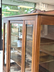 Queen Anne China cabinet w/wood shelves
