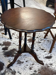 Vintage petite side table
