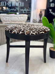 Round giraffe print stool