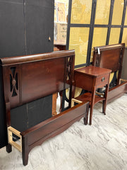 Vintage Federal style nightstand ￼