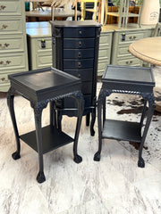 Antique clawfoot side/end table pair (2)