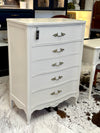 Vintage French Provincial chest ￼