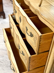 French Provincial 3-drawer dresser/cabinet