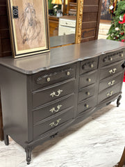 Vintage French Provincial dresser