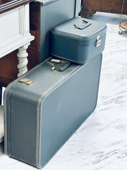 Vintage suitcase set (2)