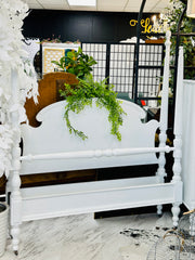 White full bed w/wood rails