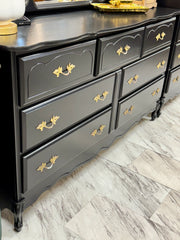 French Provincial dresser, w/mirror & chest ￼