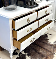 French Provincial dresser ￼