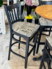 Pub table & 4 chairs