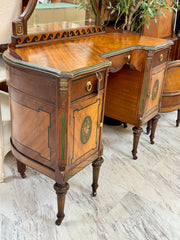 Antique Jacobean double twin bedroom set w/rails ￼