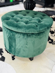 Tufted round velvet ottoman