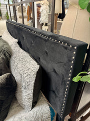 New upholstered queen bed w/rails