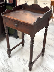 Primitive desk