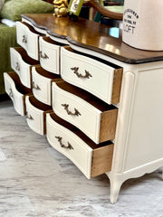 French Provincial 4-pc. bedroom set ￼