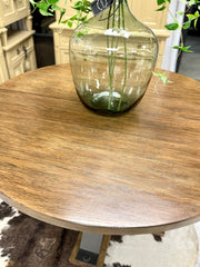 Modern pedestal table